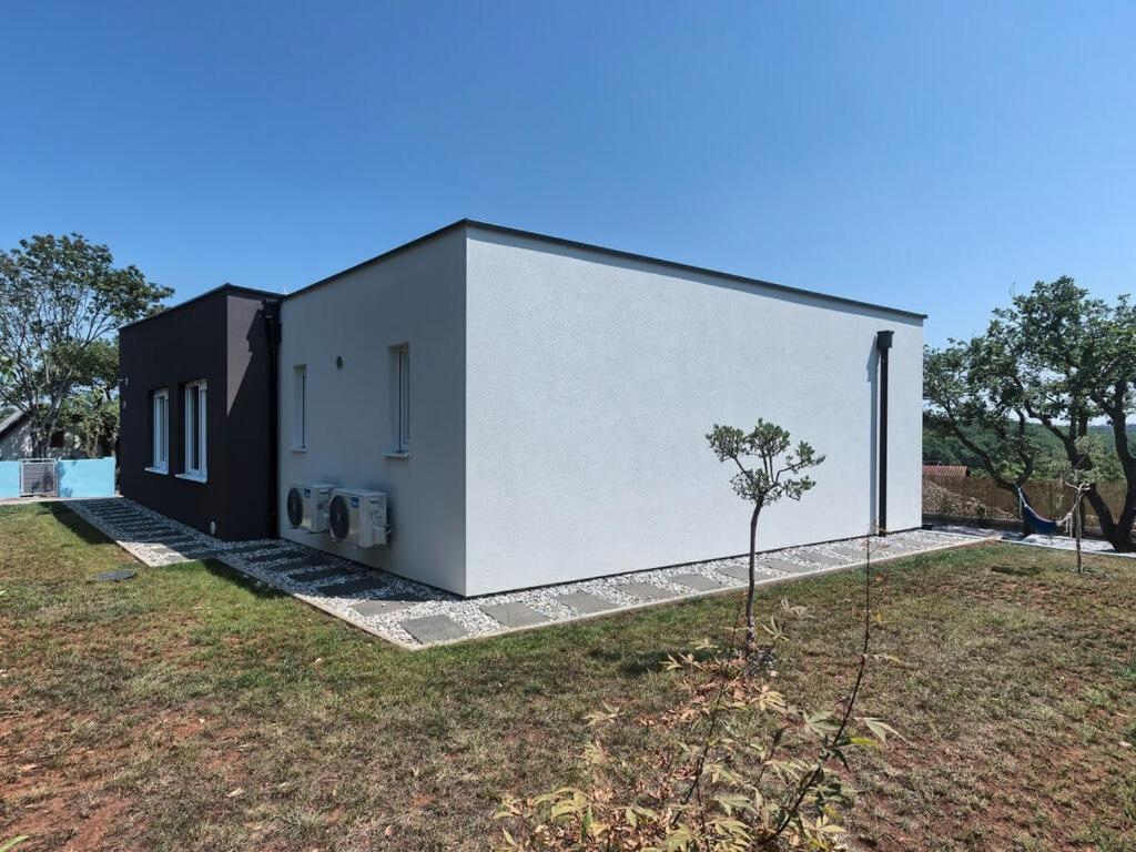 Villa Senorita Comfortable Pola